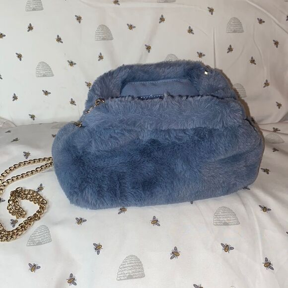 Blue Faux Fur bag - Picture 1 of 10